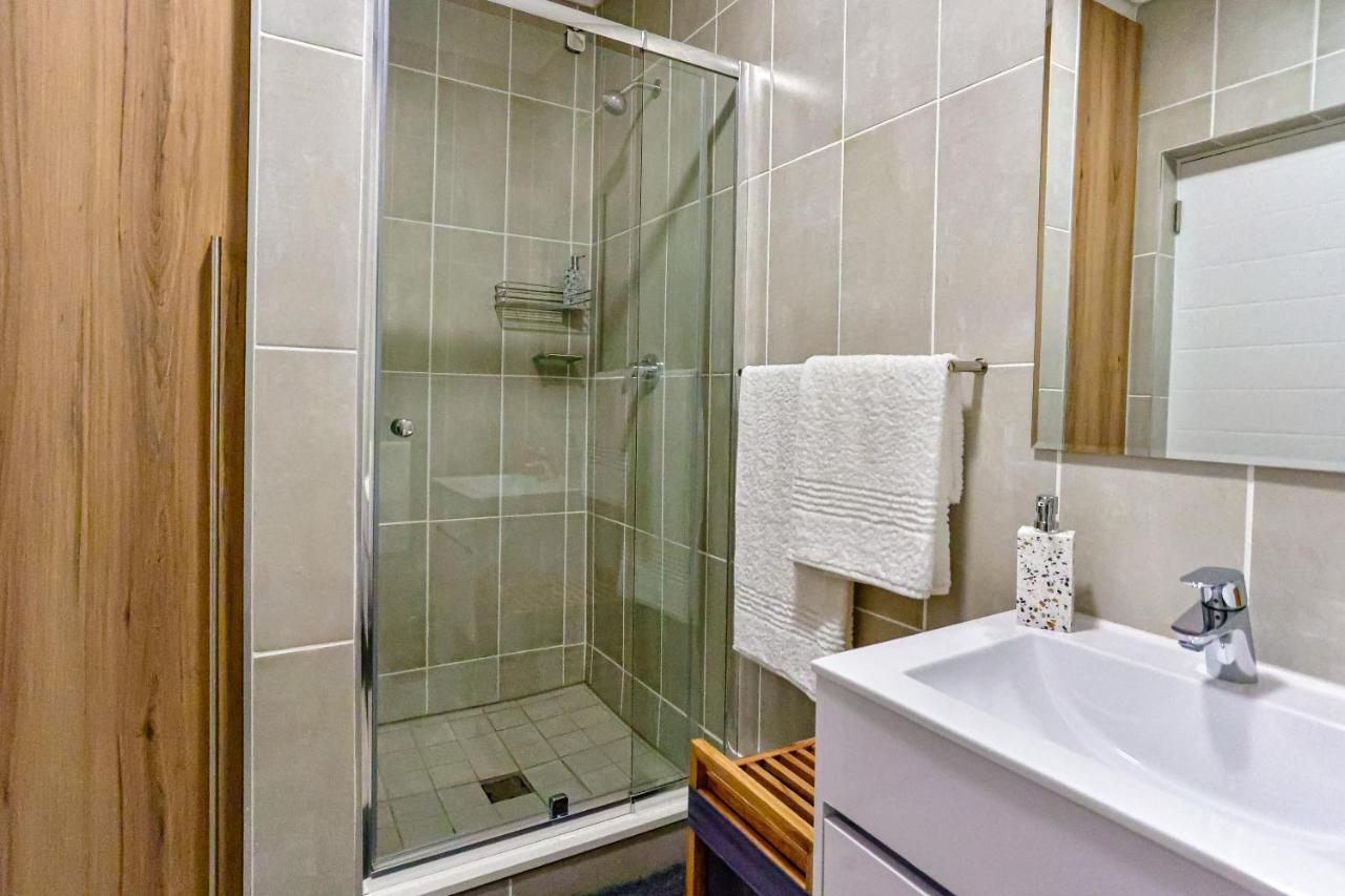 572 Hills Apartment Ballito