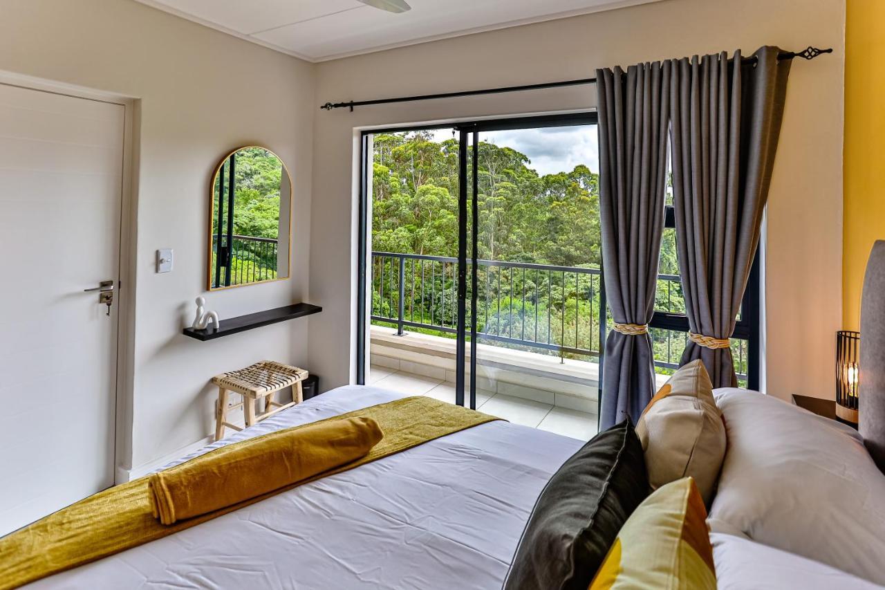 572 Hills Apartment *